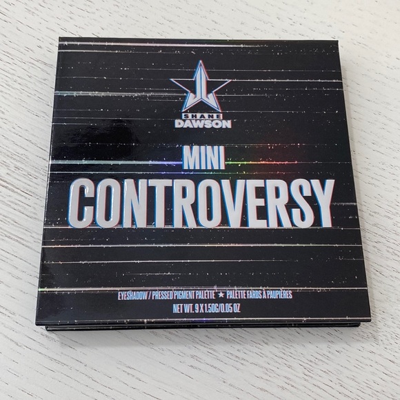 NWT Mini Controversy Eyeshadow Palette - Picture 1 of 8